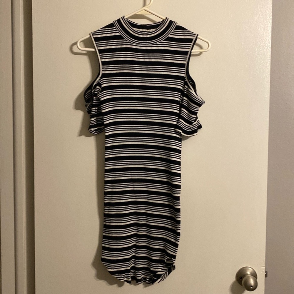[Bundle]: 2 Bodycon Dresses, Solid Black & Stripe… - image 3